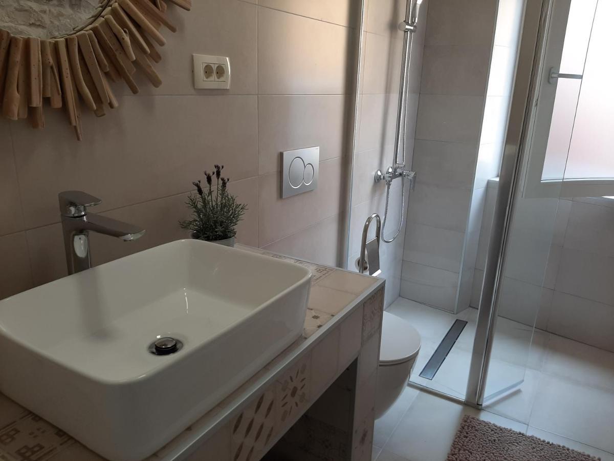 Apartment Lino - City Center Rovinj Bagian luar foto