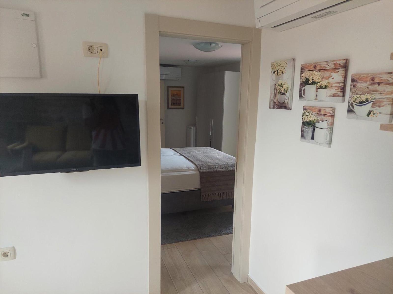 Apartment Lino - City Center Rovinj Bagian luar foto